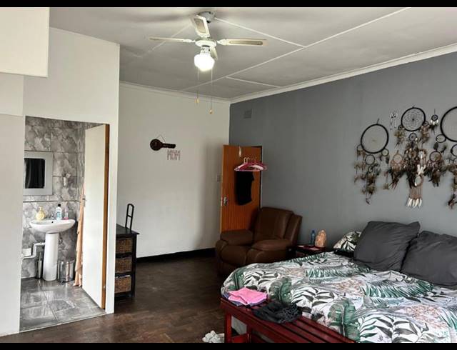 3 BEDROOM HOUSE FOR SALE IN FLORENTIA